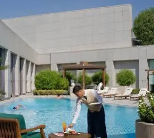 https://four-seasons-at-kingdom-center.hotelsriyadh.net
